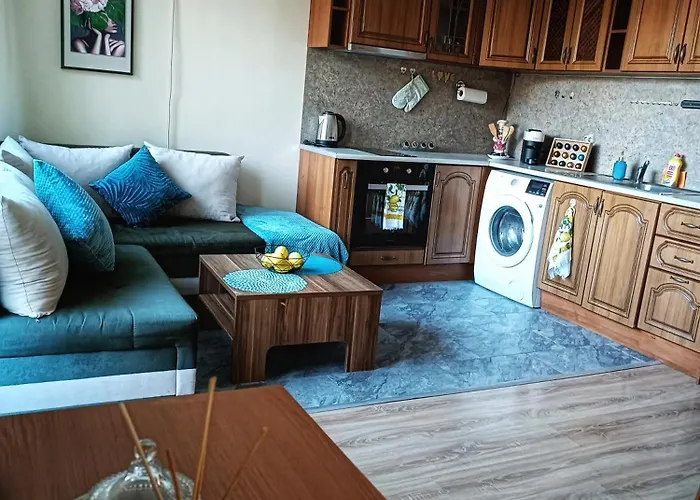 боровата къща Pensionat Varna