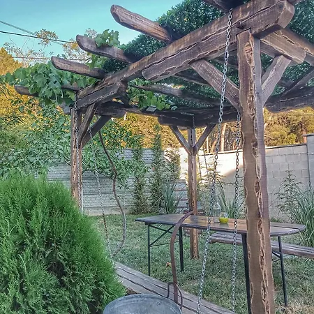 بيت ضيافة боровата къща *